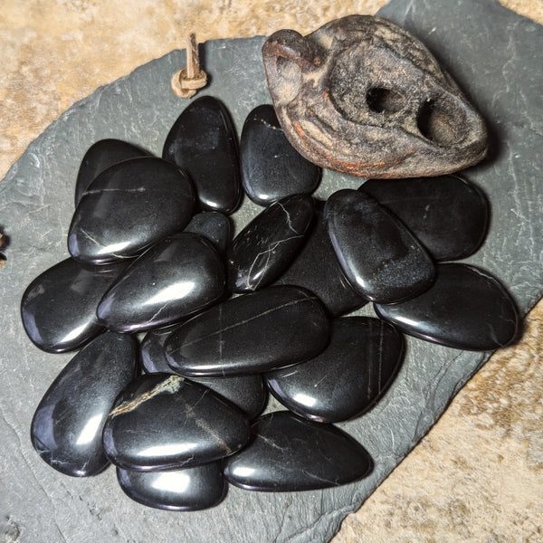 Black Jade Tumbled~CRBLKJAD – EarthSpeak