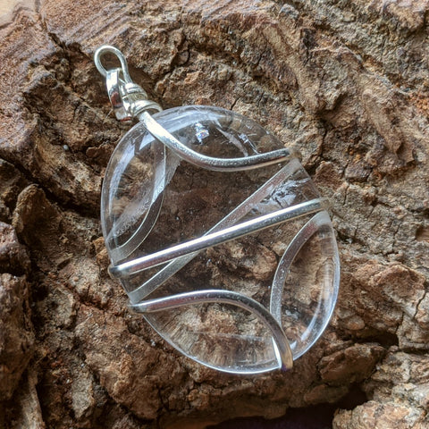 Quartz Pendant~JSPQTZP1