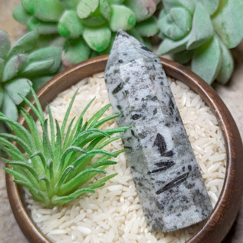 “Bamboo Leaf” Green tourmaline in Snow Quartz~CRBLGT03