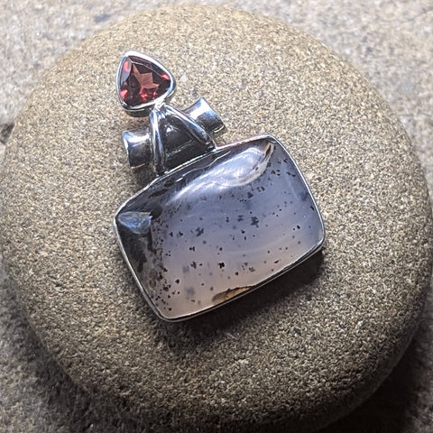 Montana Agate & Garnet Pendant~JSSMAG13