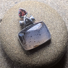 Montana Agate & Garnet Pendant~JSSMAG13