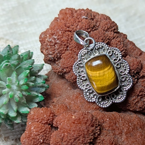 Tiger Eye Pendant~JSSTIGER