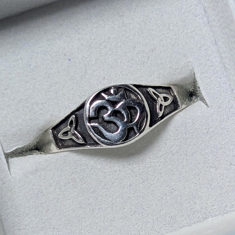 Sanskrit Om Ring #10~JSSR1SOM