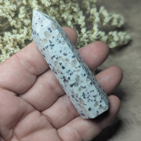 Archangel Gabriel Stone Pillar~CRAGWD07