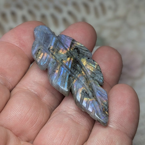 Labradorite Feather Carving~CRLABF02