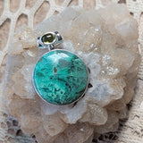 Quantum Quattro Silica Pendant~JSSQQSP1