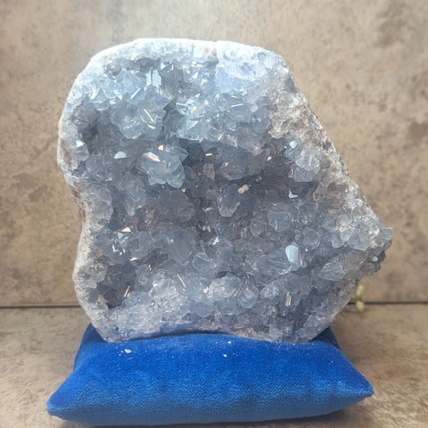 Celestite Geode~CRCELEG5