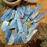 Blue Kyanite Blade~TUMKYBD