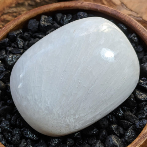 Scolecite Palm Stone~CRSCPS02