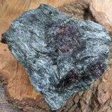 Garnet in Fuschsite~CRGARNF5