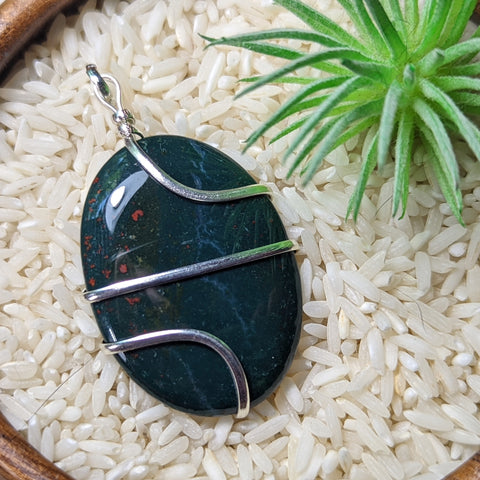 Bloodstone Pendant~JSPBLDS1