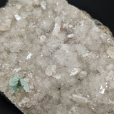 Heulandite on Quartz~CRHEUQT2